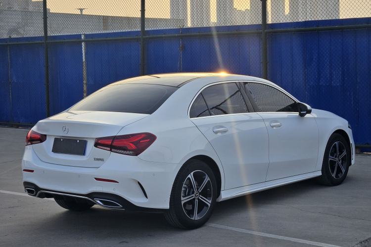 Used Mercedes-Benz A-Class 2022 Second Facelift A 200 L Sport Sedan Fashion Version Exterior 5