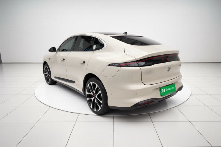 Used IM LS6 2026 Model Range-Extending 52 Max Exterior 3