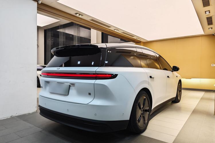 Used Li Auto Li Auto i8 2025 Model Standard Version