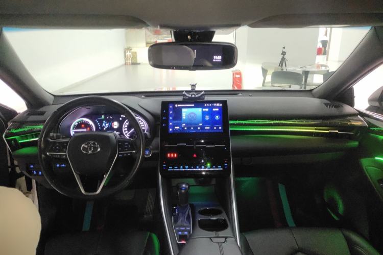 Used Toyota Avalon 2022 Dual-Engine 2.5L Luxury Edition
