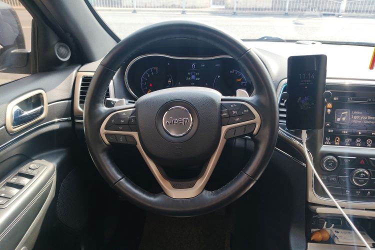 Used Jeep Grand Cherokee 2014 3.0L Comfort Navigation Edition