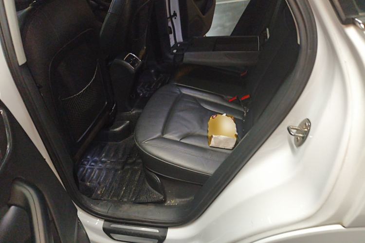 Used Audi Q3 2015 35 TFSI Comfort Model Left Rear Seat