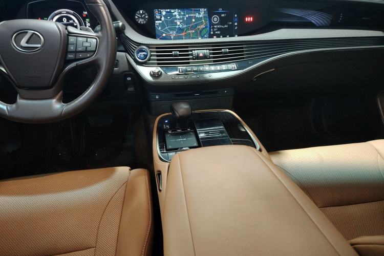 Used Lexus LS 2020 500h Excellence Edition China VI standard