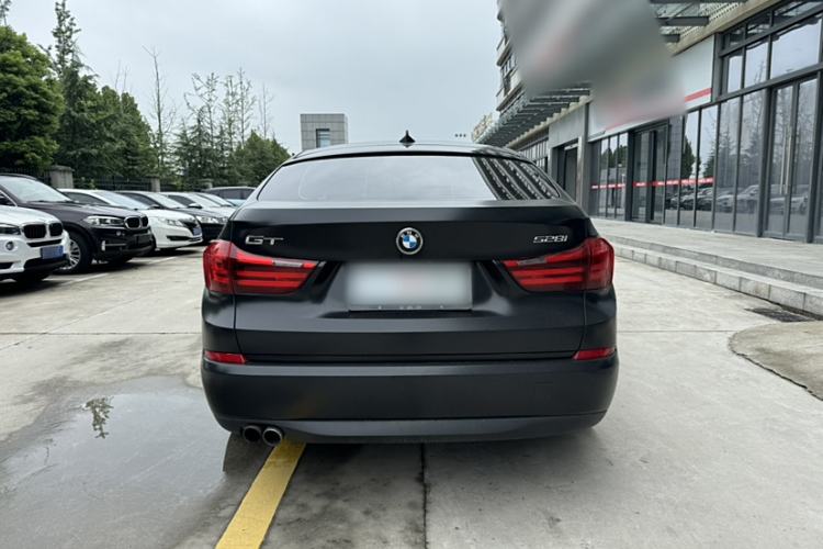 Used BMW 5 Series GT 2017 528i Leading Model
