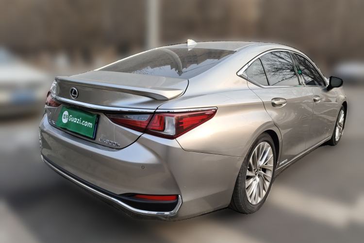 Used Lexus ES 2018 300h Executive Version China V Standard