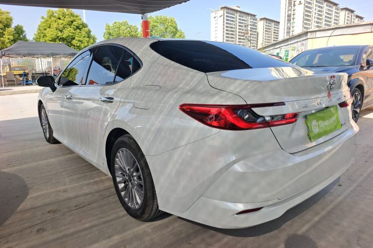 Used Toyota Camry 2024 Dual-Motor 2.0 HGVP Luxury Edition
