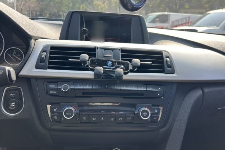 Used BMW 3 Series 2014 320i Sport Edition