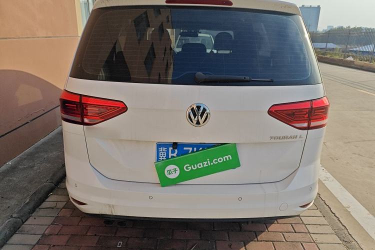 Used Volkswagen Touran 2018 Volkswagen Touran L 280TSI DSG Comfort Edition 7 Seats China VI Standard