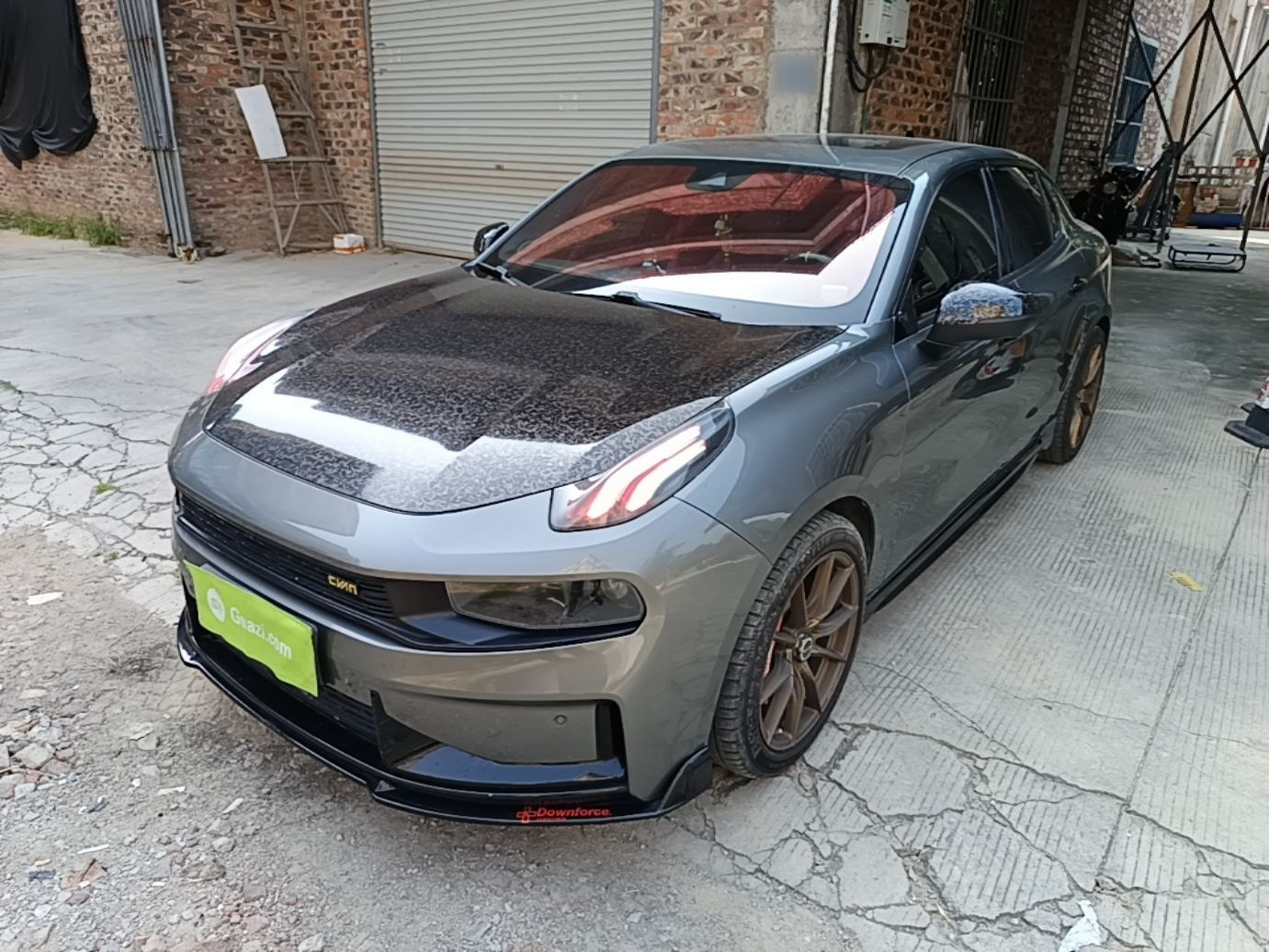 Parte inferior delantera