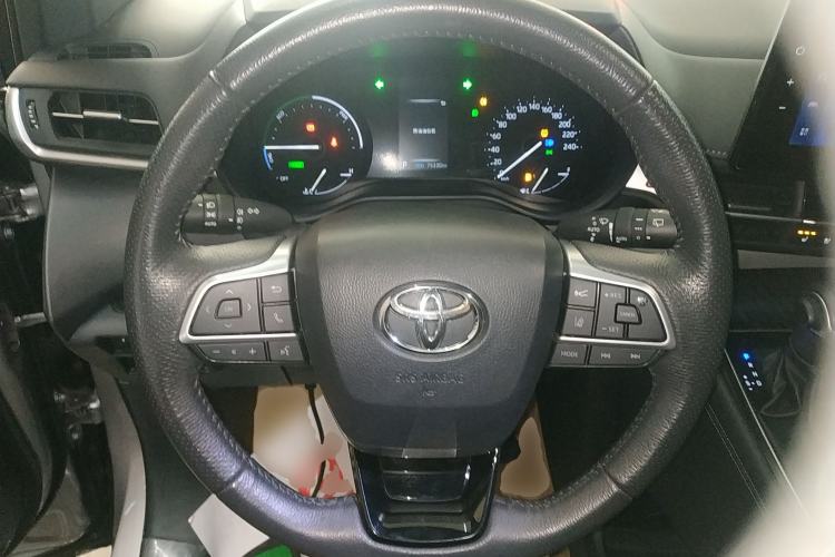 Used Toyota Granvia 2023 2.5L Hybrid Prestige VIP Edition
