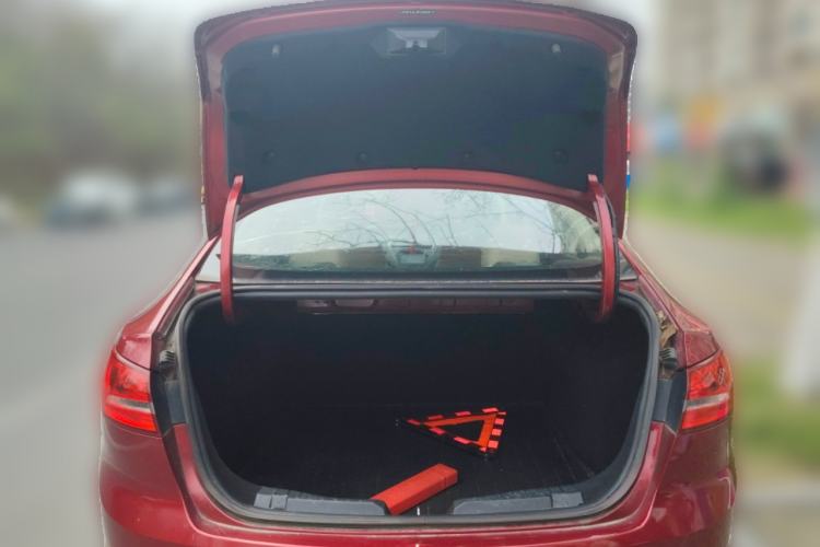 Used Ford Escort 2015 1.5L Automatic Fashion Model Trunk