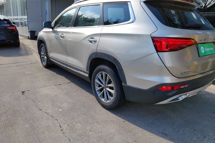 Used JETOUR X90 2019 1.5T Manual Enjoyment Model 6 Seats China V Emission Standard
