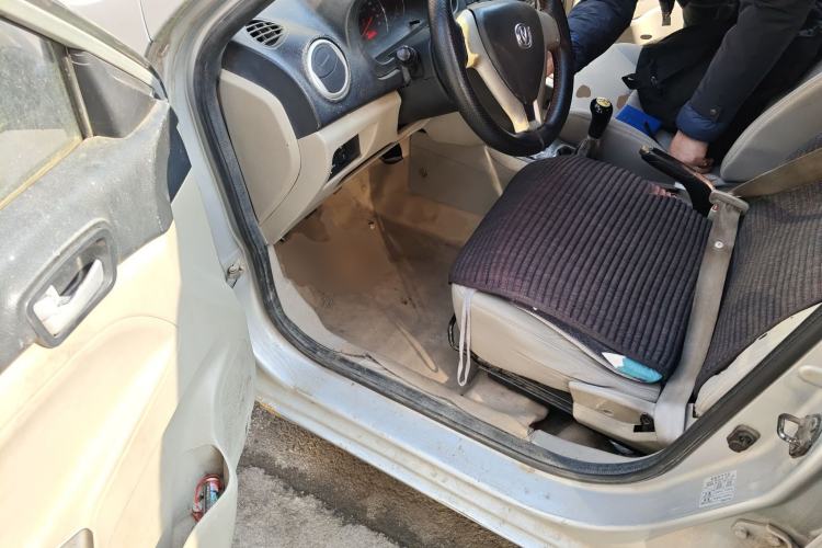 Used CHANGAN Alsvin V3 2012 1.3L Manual Comfort Version China IV Standard
