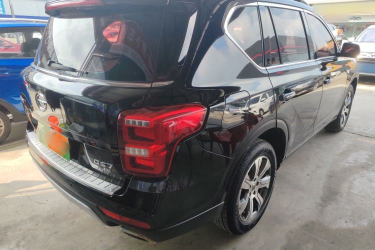 Used GAC Trumpchi GS7 2017 320T Two-Wheel-Drive Luxury Model Rear Right 45 Deg