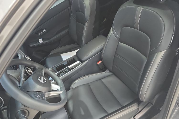 Used Nissan Sylphy 2026 Model 1.6L CVT Genuine Edition
