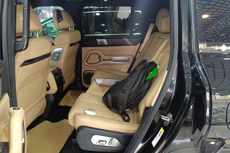 Used Formula Leopard Leopard 8 2025 Smart & Brave Flagship Edition 7 Seats