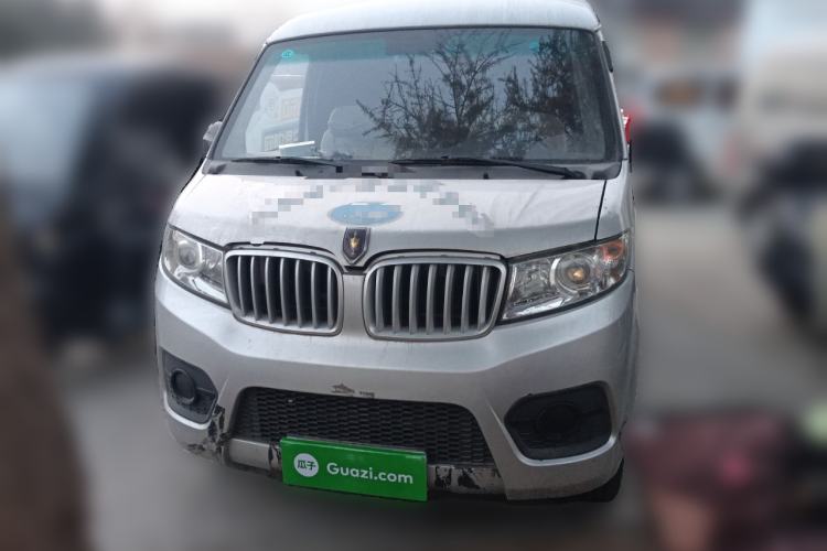 Used Jinbei Hiace X30 2020 1.5L Van Super-Enjoyment Model China VI Standard SWC15M Front