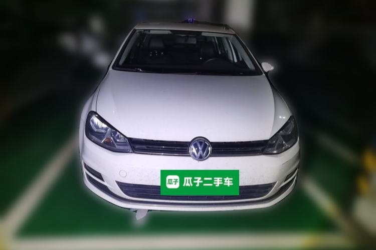 Used Volkswagen Golf 2016 1.6L Manual Fashion Edition Front