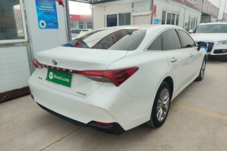 Used Toyota Avalon 2019 Dual-Engine 2.5L Luxury Edition China VI Standard
