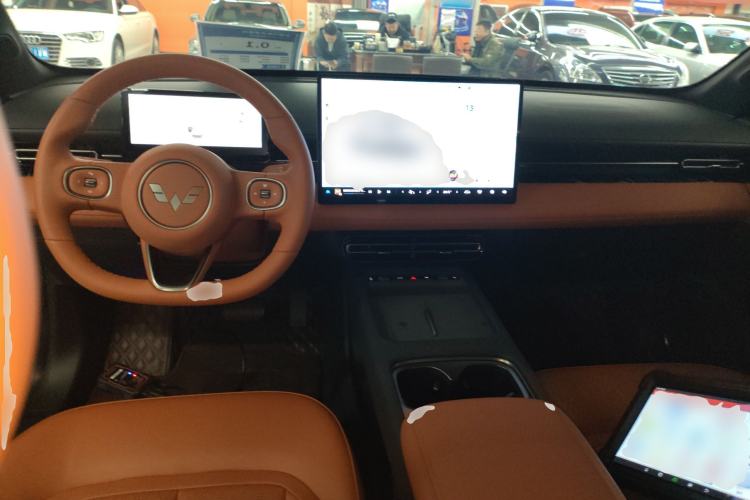 Used Wuling Xingguang 2025 610 km Smart Flagship Version Center Console