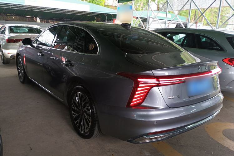 Used Hongqi H5 2024 2.0T Automatic Smart Connect Flagship Edition
