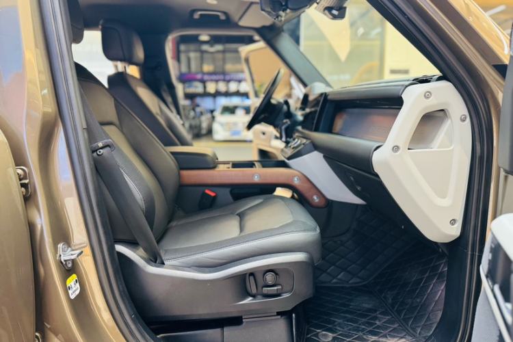 Used Land Rover Defender 2023 Facelift 110 3.0T P400 X-DYNAMIC HSE