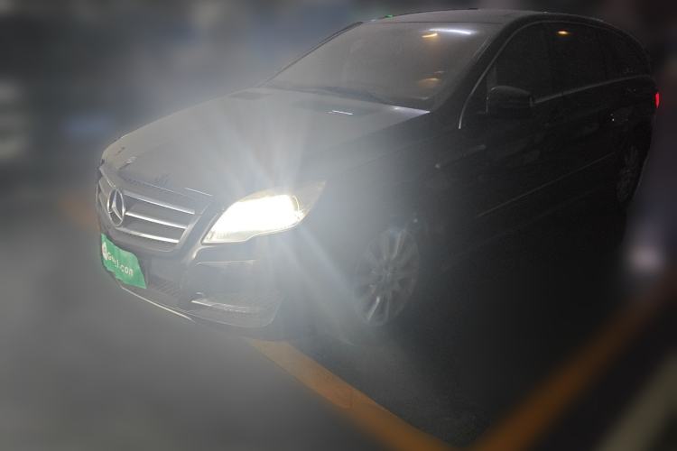 Used Mercedes-Benz R-Class 2014 R 320 4MATIC Business Model