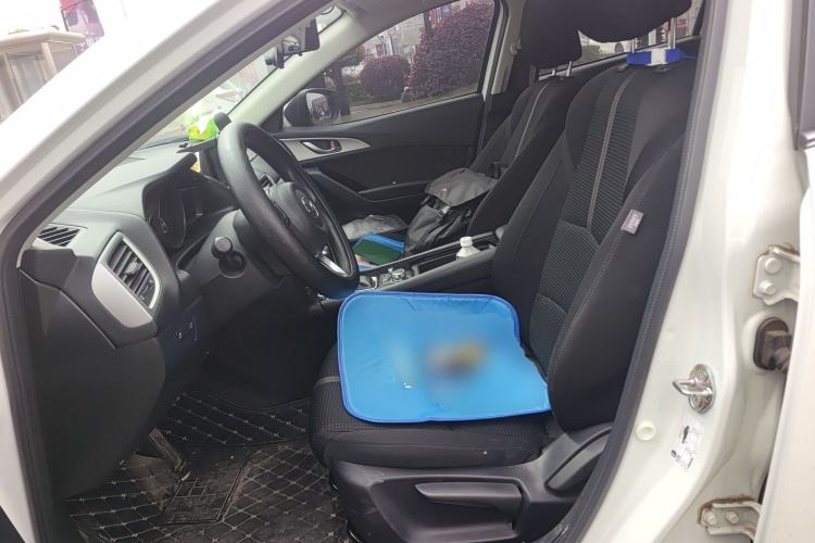 Used Mazda 3 Axela 2019 Cloud-Controlled Sedan 1.5L Automatic Luxury Model China VI Standard Left Front Seat