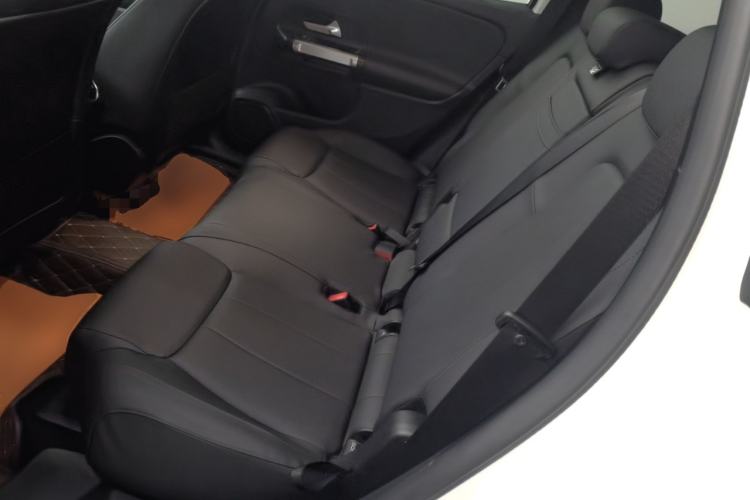 Used Mercedes-Benz GLB 2022 Second Facelift GLB 200 Dynamic Edition Left Rear Seat