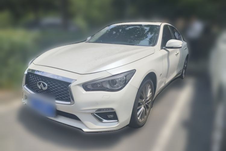 Used Infiniti Q50L 2018 2.0T Enjoyment Version China VI Standard