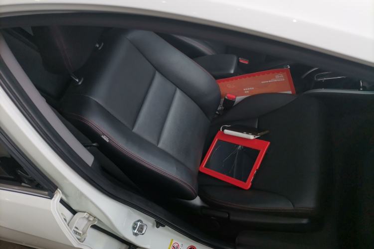 Used Honda Crider 2016 1.8L CVT Luxury Edition Right Front Seat