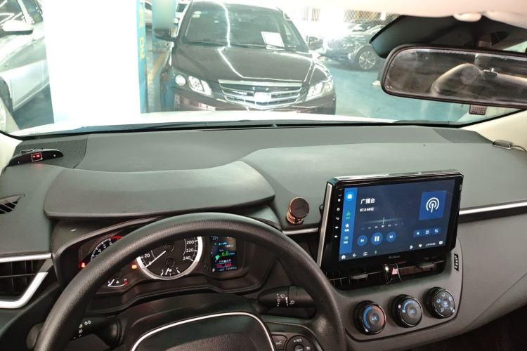 Used Toyota Corolla 2019 1.2T S-CVT GL Pioneer Edition Center Console