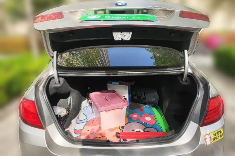 Used BMW 5 Series 2014 520Li Elegant Model Trunk