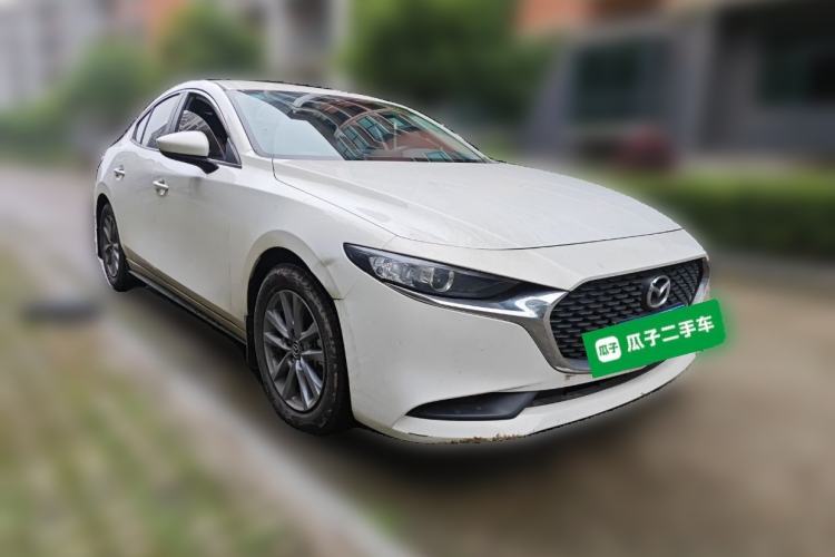 Used Mazda 3 Axela 2022 2.0L Automatic Zhiqing Edition Front Right 45 Deg