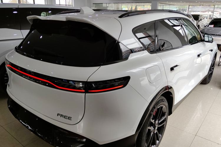 Used VOYAH FREE 2025 318 318 km Rear-Drive Touring Edition Rear Right 45 Deg