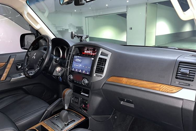 Used Mitsubishi Pajero 2019 3.0L Automatic Prestige Edition