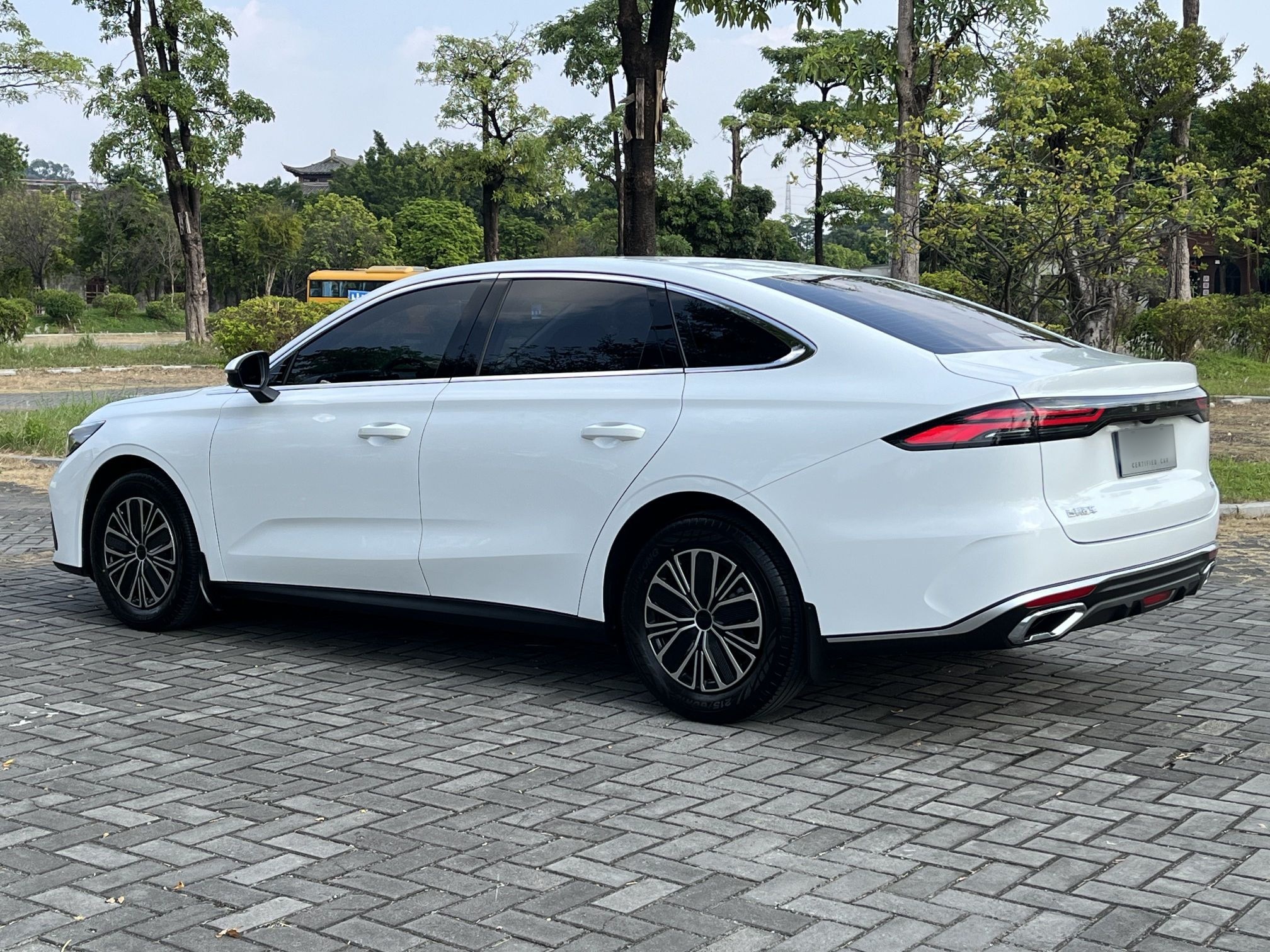 Geely Auto Emgrand 2026 Model 5th Generation 1.5L CVT Luxury Edition — снимка 14