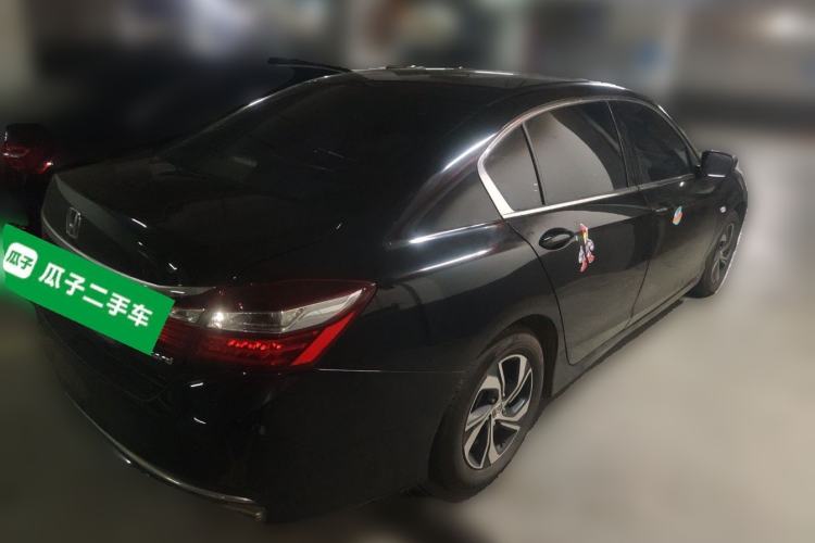 Used Honda Accord 2016 2.0L Comfort Edition Rear Right 45 Deg