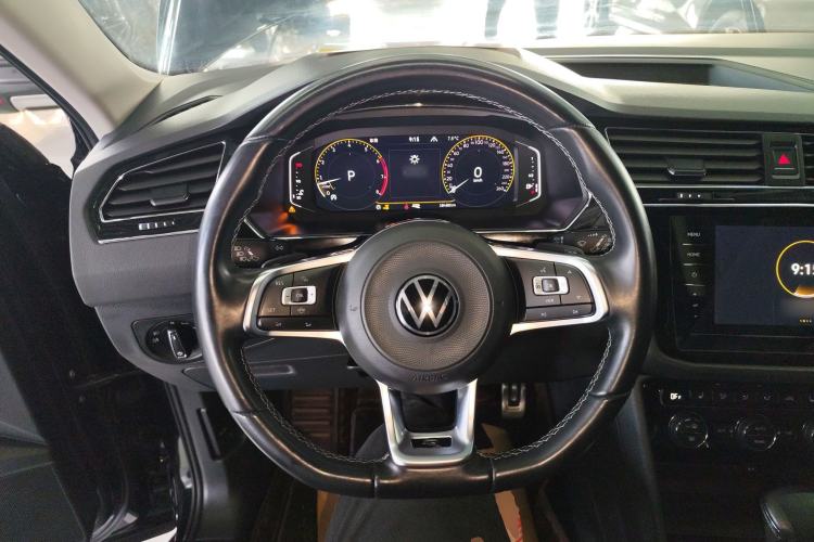 Used Volkswagen Tiguan L 2021 380TSI Automatic All-Wheel Drive R-Line Comfort Plus 7-Seater