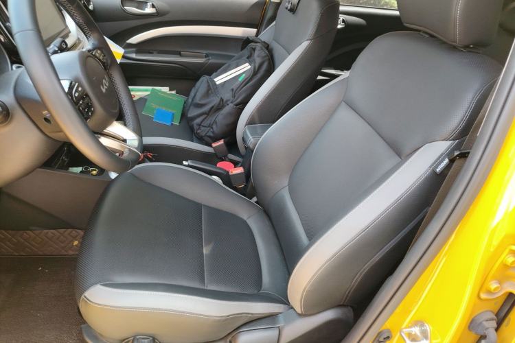 Used Kia kx1 Stonic 2021 1.4L CVT Sunroof Model