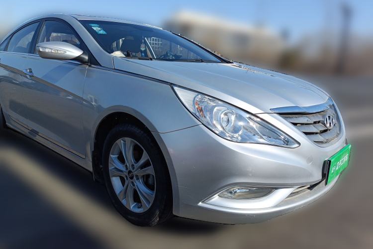 Used Hyundai Sonata 2011 2.0L Automatic Luxury Edition
