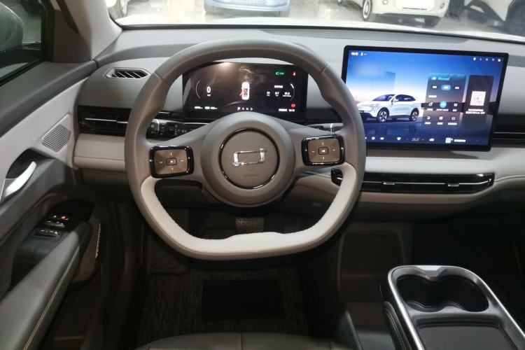 Used Bestune Yueyi 03 2025 445km Joyful Edition