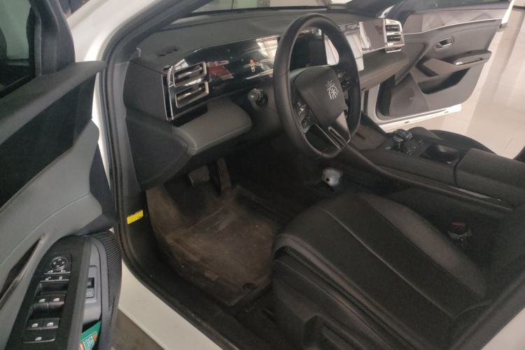 Used BYD Qin L 2024 DM-i 80KM Leading Model