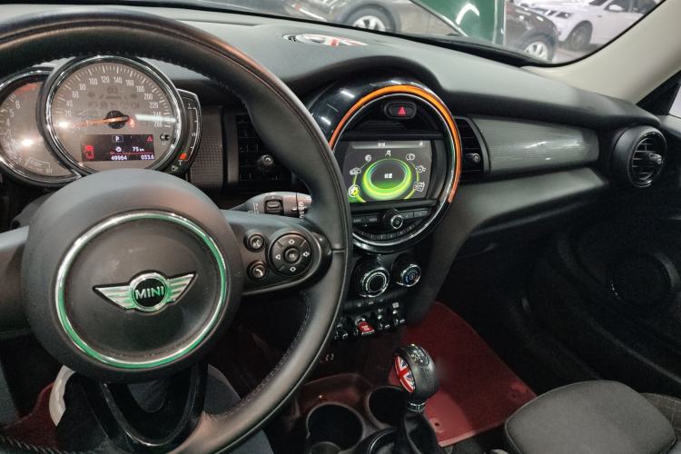 Used MINI MINI 2016 1.5T COOPER
