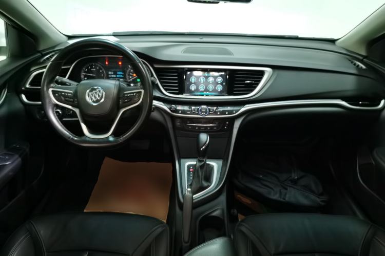 Used Buick GT 2019 18T Automatic Connected Elite Model China VI Standard Center Console