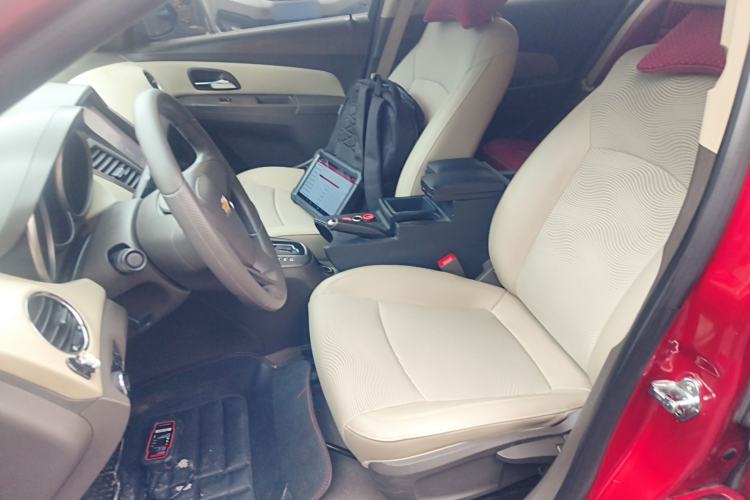 Used Chevrolet Cruze 2015 1.5L Classic SE AT
