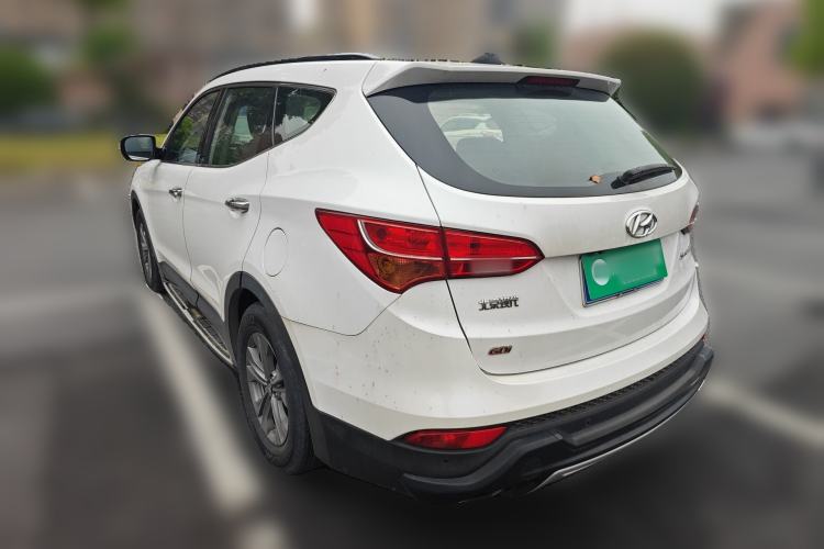 Used Hyundai Santa Fe 2013 2.4L Automatic Two-Wheel Drive Smart Version Rear Left 45 Deg