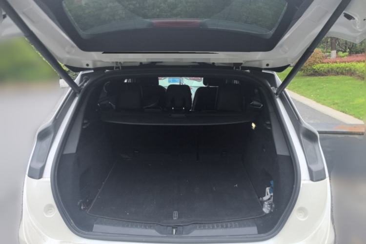 Used Lincoln MKC 2017 2.0T Four-Wheel Drive Zunya Edition Trunk