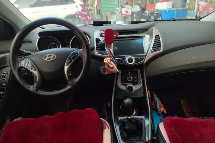 Used Hyundai Elantra (5th Generation / Langdong) 2015 1.6L Manual Leading Model
