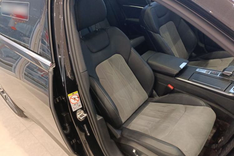 Used Audi A6L 2024 45 TFSI quattro Prestige Dynamic Edition
